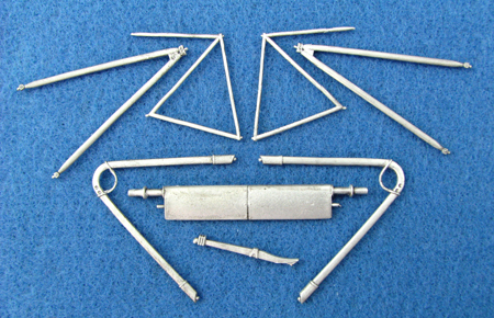 Albatros DIII Landing Gear and Struts sac32037