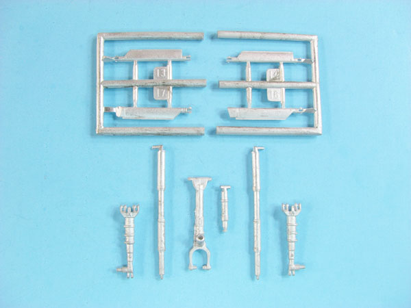 MH60L Black Hawk Landing Gear (Kitty Hawk)  sac35006