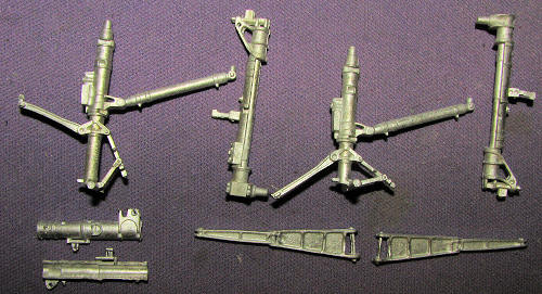 Focke Wulf Ta152  Landing Gear (Hobby Boss)  SAC48135