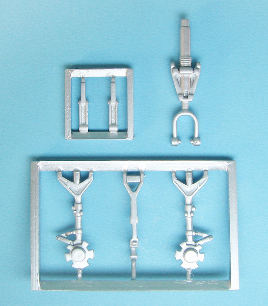 A37 Dragonfly Landing Gear (Trumpeter) SAC48276