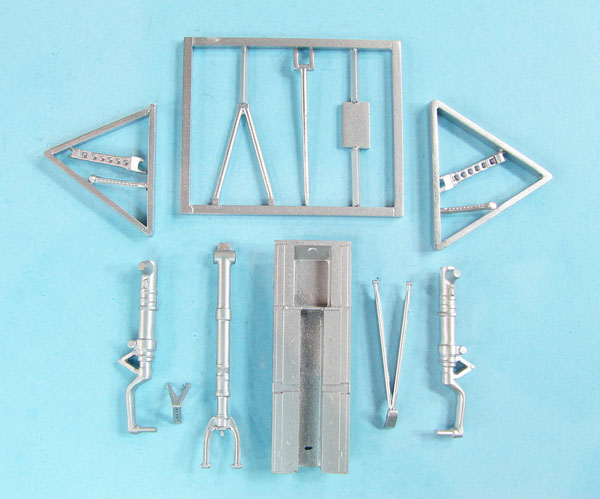 Curtiss XP55 Ascender Landing Gear (Modelsvit) SAC48386