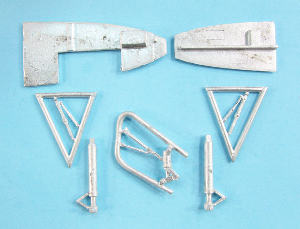 Canberra B2/T4/T11  Landing Gear and Ballast  (S&M, AMP)  SAC72163