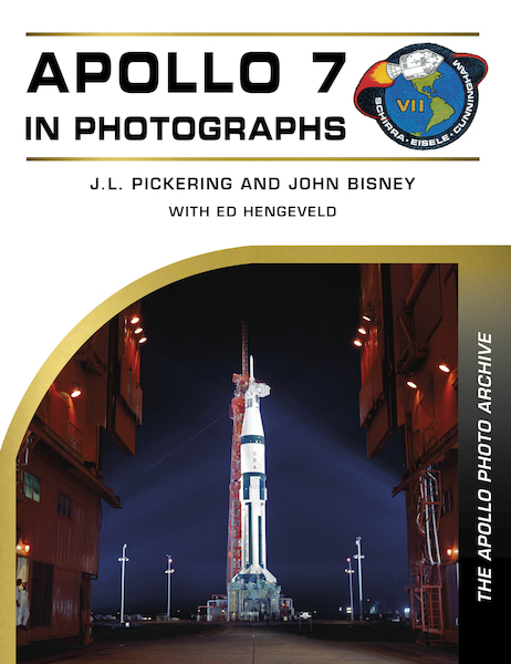 Apollo 7 in Photographs  9780764370106