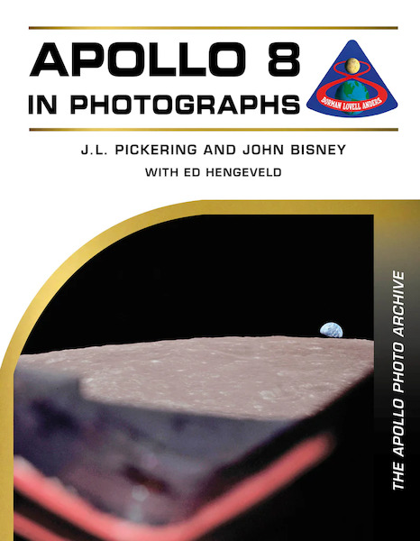 Apollo 8 in Photographs 9780764370847