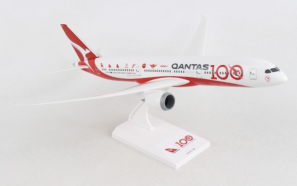 Boeing 787-9 Dreamliner Qantas "100 year anniversary" VH-ZNJ SKR1044