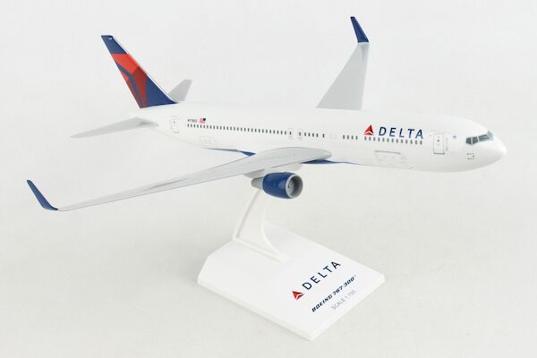 Boeing 767-300ER Delta N178DZ  SKR330