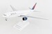 Boeing 777-200 Delta with landing gear