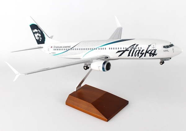 Boeing 737-800 Alaska "Employee Powered" N568AS  SKR8246