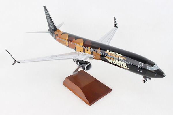 Boeing 737-900ER Alaska Airlines N492AS "Our Commitment" SKR8287