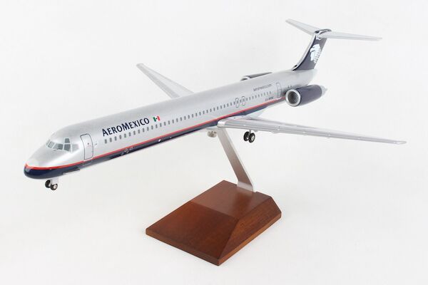 McDonnell Douglas MD80 Aeromexico SKR8603
