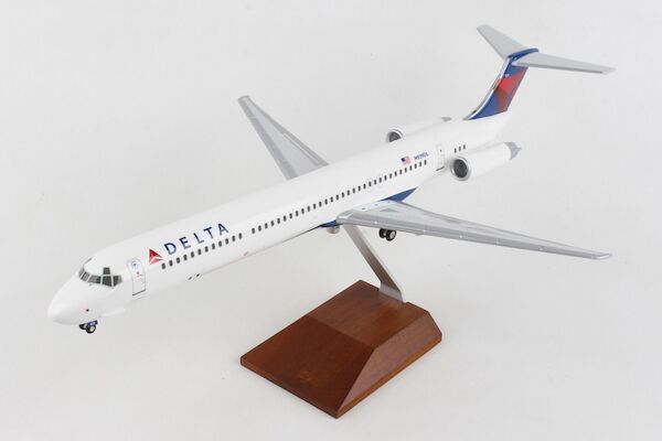 McDonnell Douglas MD80 Delta SKR8607