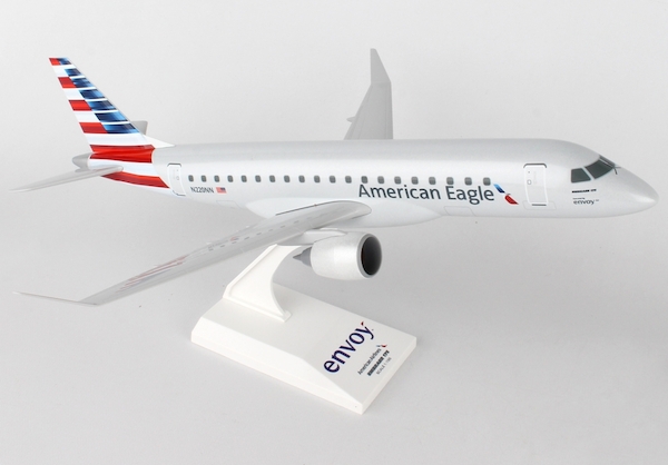 Embraer ERJ175 American Eagle / Envoy N220NN SKR902