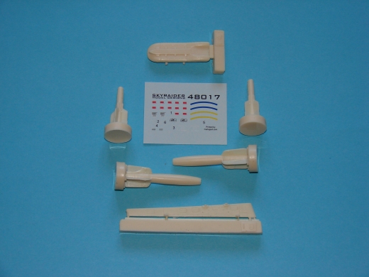 AUF-2 Dual Launcher & GBU22 (1) smds48017