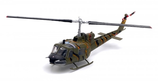 Bell UH-1B Huey Vietnam 1964 S7200010