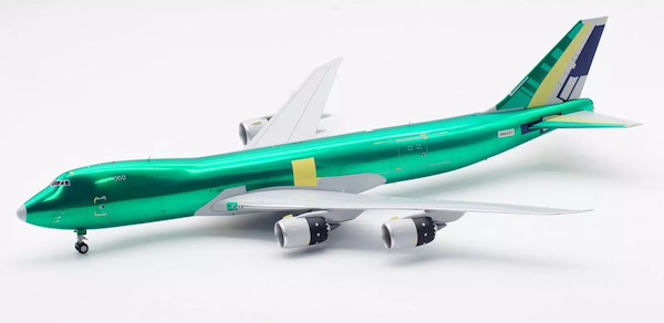 Boeing 747-8F Assembly Colors N863GT  L2015