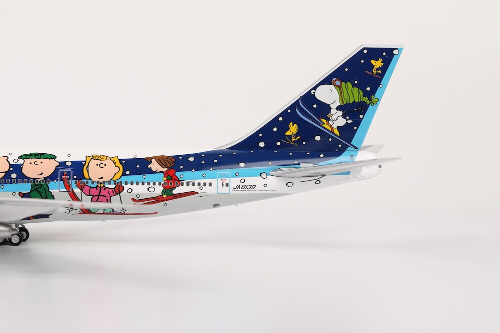1/200 ANA B747-100SR JA8139 スヌーピー 特別塗装
