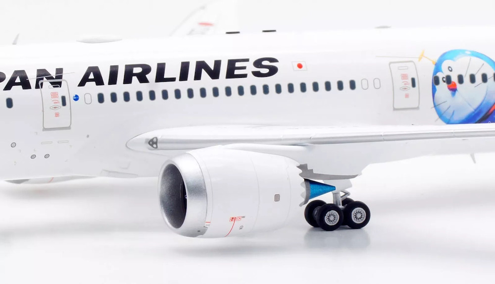 SQ Wings L2024 Boeing 787-8 Dreamliner JAL Japan Airlines 