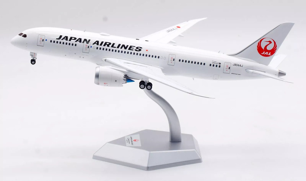 SQ Wings L2025 Boeing 787-8 Dreamliner JAL Japan Airlines JA844J