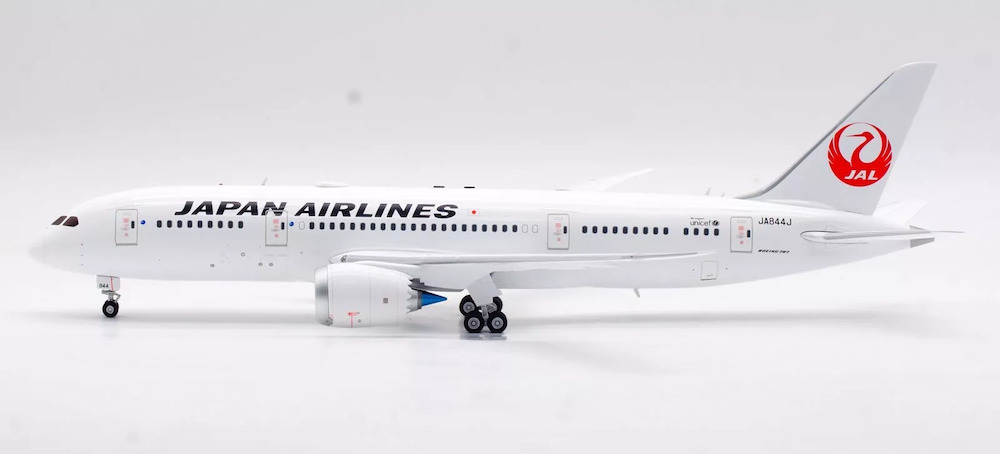 SQ Wings L2025 Boeing 787-8 Dreamliner JAL Japan Airlines JA844J