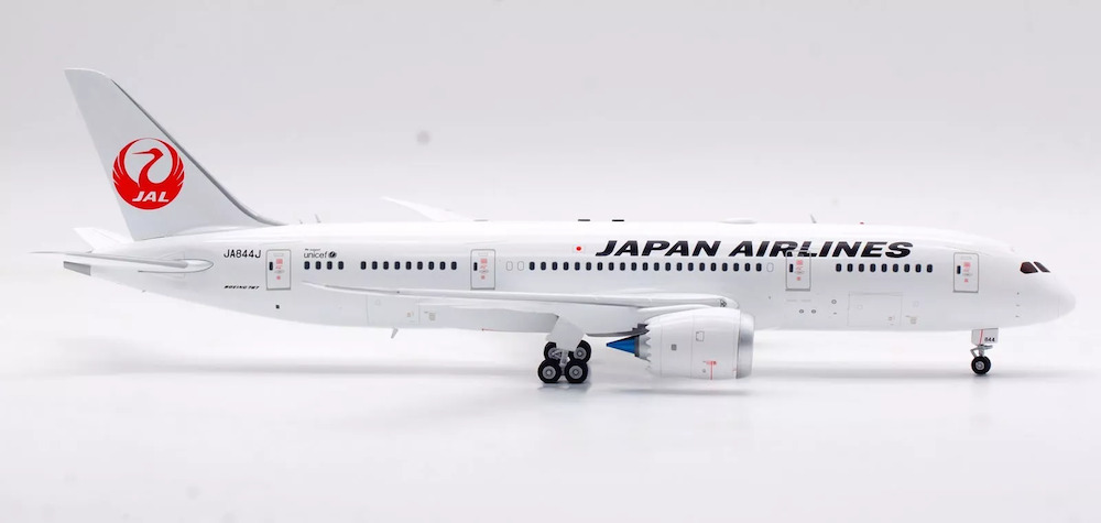 SQ Wings L2025 Boeing 787-8 Dreamliner JAL Japan Airlines JA844J