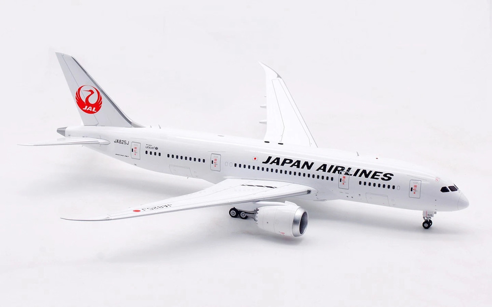 SQ Wings L2027 Boeing 787-8 Dreamliner JAL Japan Airlines JA825J
