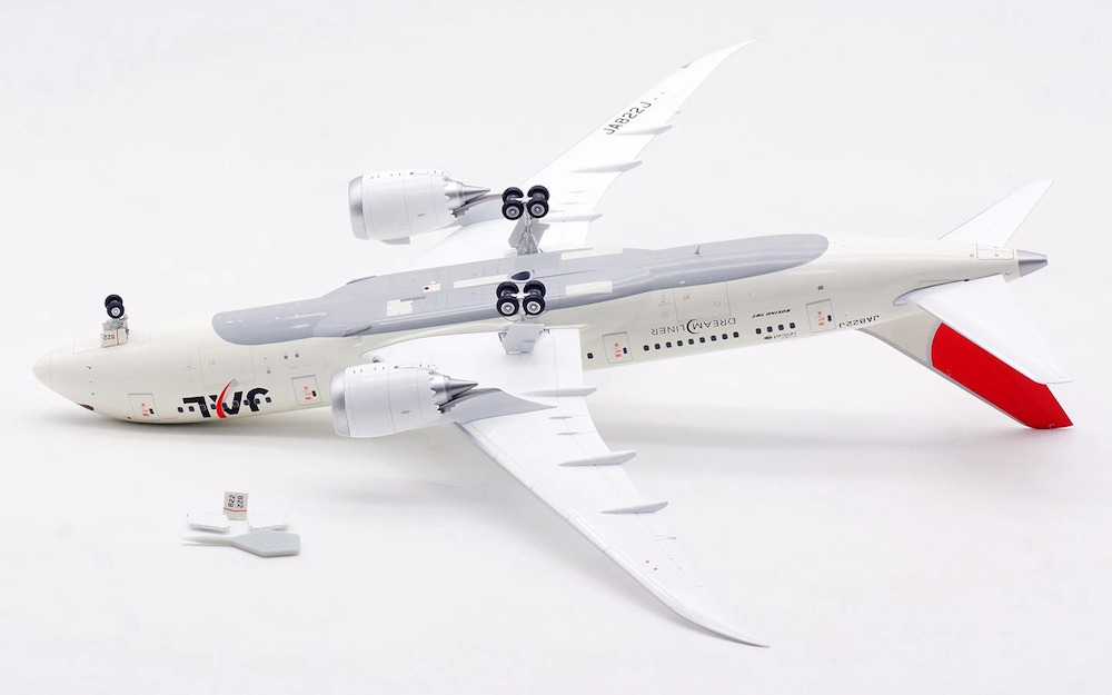 ❶　1/200　JAL　B787-846 Dreamliner JA822J Garuda Indonesia DC-9-30 PK-GNO (80'S Livery) Scale 1:200