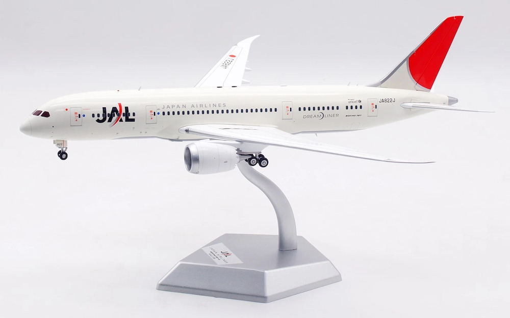 SQ Wings L2028 Boeing 787-8 Dreamliner JAL Japan Airlines JA822J