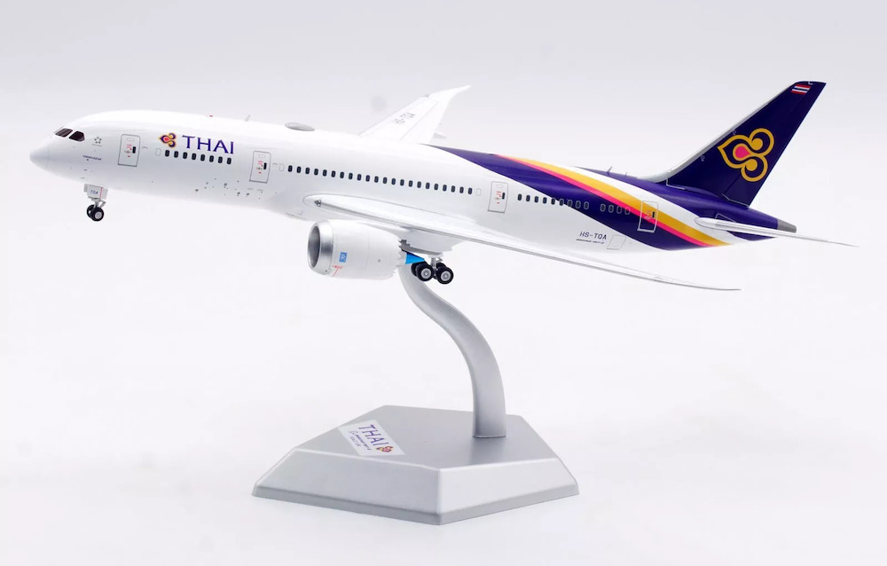 SQ Wings L2030 Boeing 787-8 Dreamliner Thai Airways HS-TQA