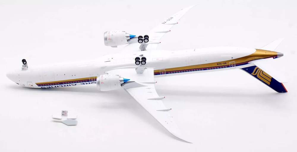 SQ Wings L2038 Boeing 787-10 Dreamliner Singapore Airlines 9V-SCN
