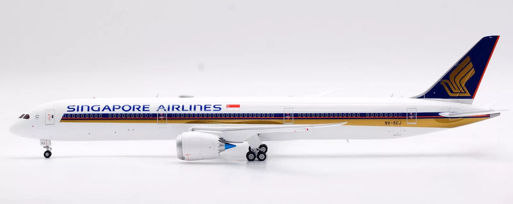 SQ Wings L2039 Boeing 787-10 Dreamliner Singapore Airlines 9V-SCJ