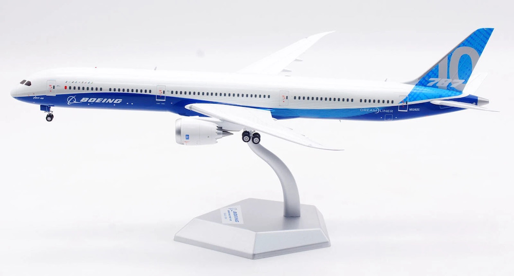 SQ Wings L2040 Boeing 787-10 Dreamliner Boeing House Color N528ZC