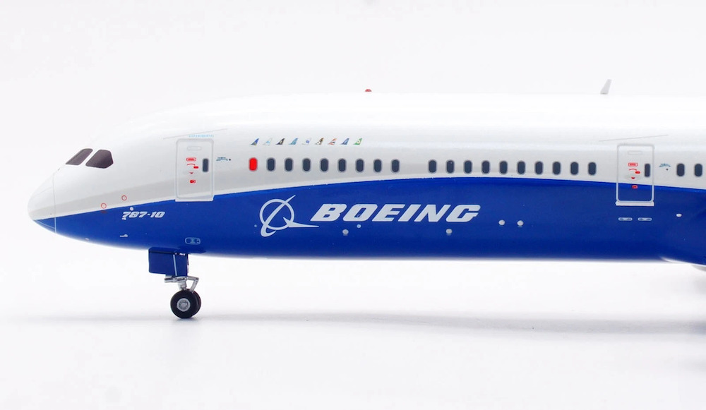 SQ Wings L2040 Boeing 787-10 Dreamliner Boeing House Color N528ZC