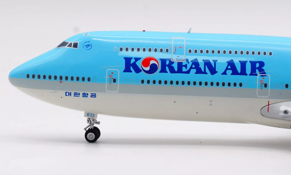 SQ Wings 1:200 Korean Air Boeing B747-8 Diecast Aircraft