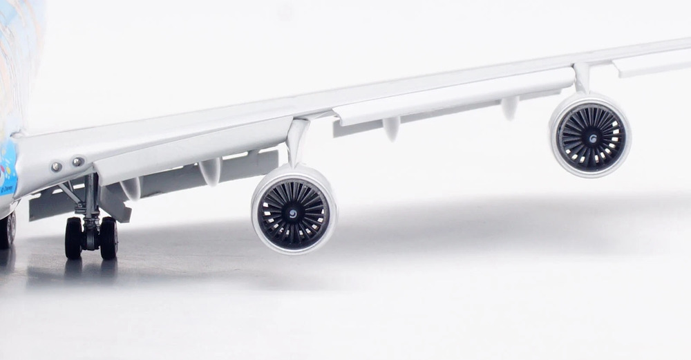 SQ Wings L2061FD Boeing 747-400D JAL Japan Airlines JA8083 Flaps