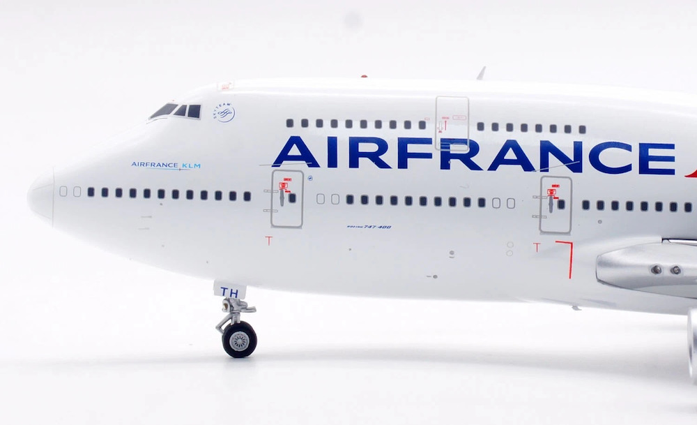 SQ Wings L2070 Boeing 747-400 Air France F-GITH