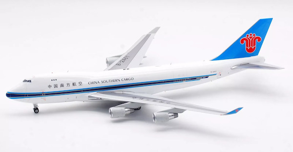 Boeing 747-400F China Southern Cargo B-2461  L2077