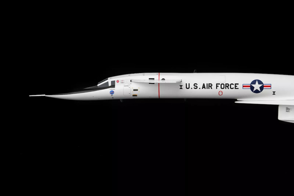 SQ Wings L2080 North American XB-70 Valkyrie NASA 20001