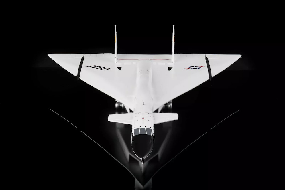 SQ Wings L2080 North American XB-70 Valkyrie NASA 20001