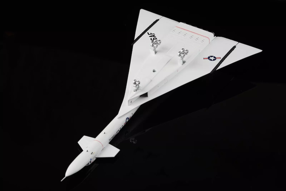 SQ Wings L2080 North American XB-70 Valkyrie NASA 20001