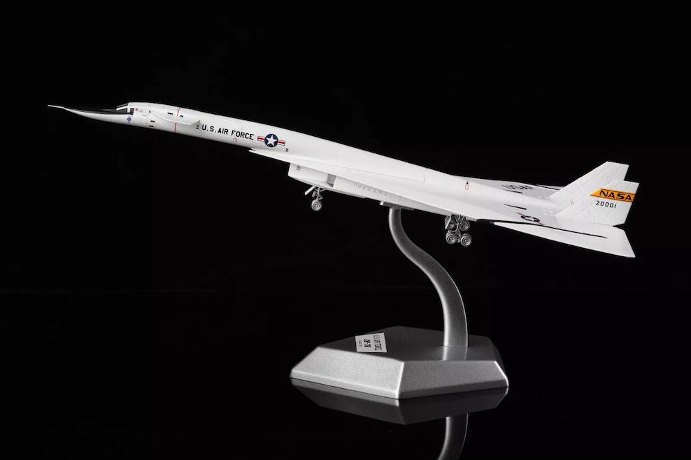 SQ Wings L2080 North American XB-70 Valkyrie NASA 20001