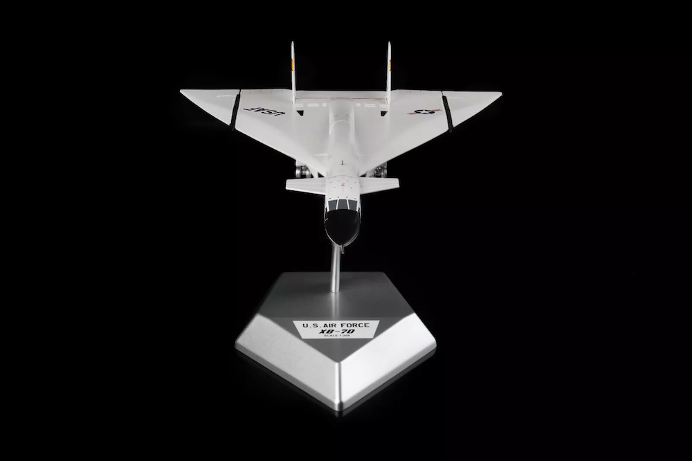 SQ Wings L2080 North American XB-70 Valkyrie NASA 20001