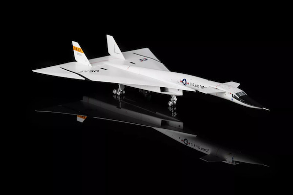 North American XB-70 Valkyrie NASA 20001 L2080