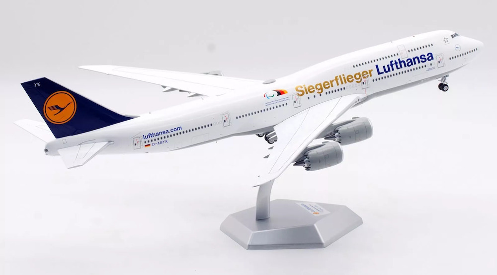 SQ Wings L2087 Boeing 747-8 Lufthansa 