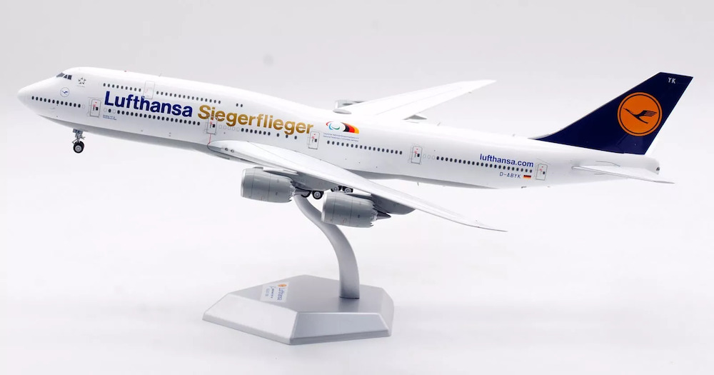SQ Wings L2087 Boeing 747-8 Lufthansa 