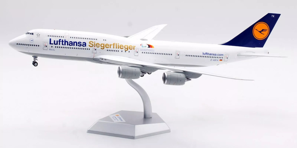 SQ Wings L2087 Boeing 747-8 Lufthansa 
