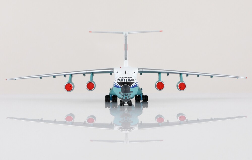 航空機・ヘリコプター SQ Wings 1:200 AF CHINA IL-76 B-4039 SQ Wings