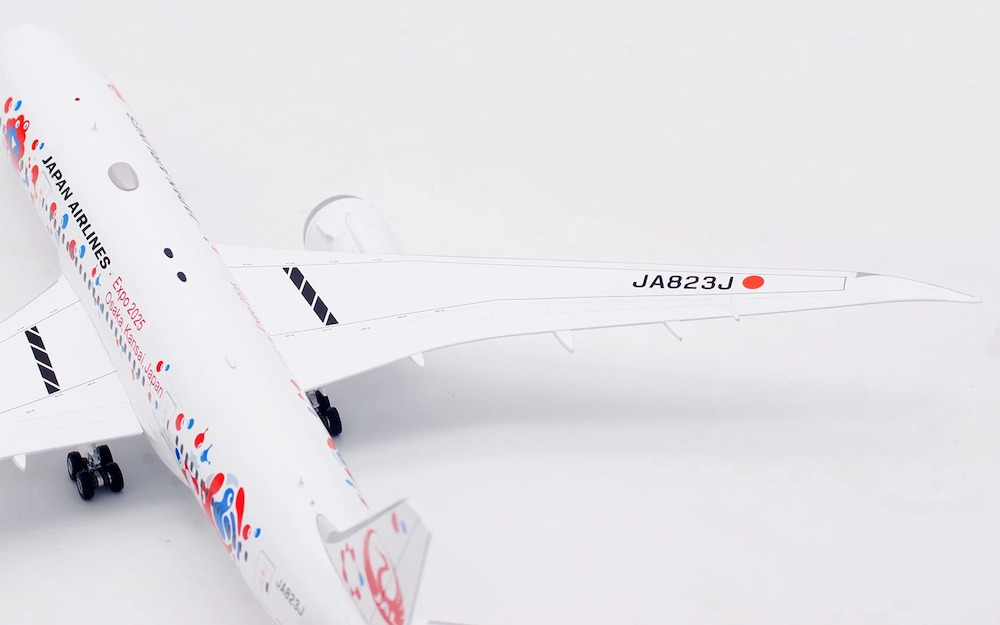 SQ Wings L2098 Boeing 787-8 Dreamliner JAL Japan Airlines 
