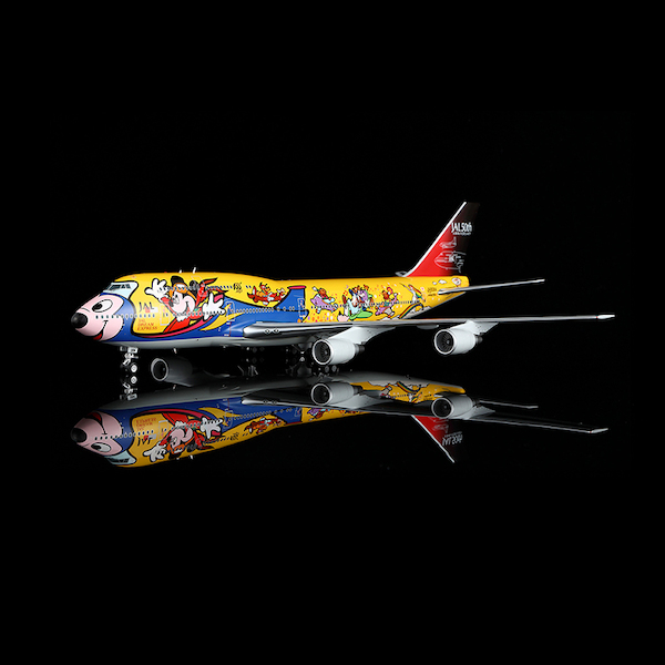 Boeing 747-400D JAL Japan Air Lines No.6 "Dream Story" JA8084 Flaps Down  L2111FD