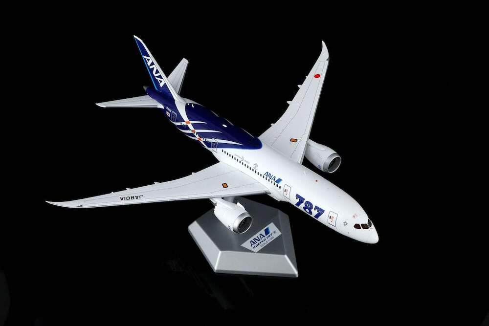 SQ Wings L2134 Boeing 787-8 Dreamliner ANA All Nippon Airways JA8