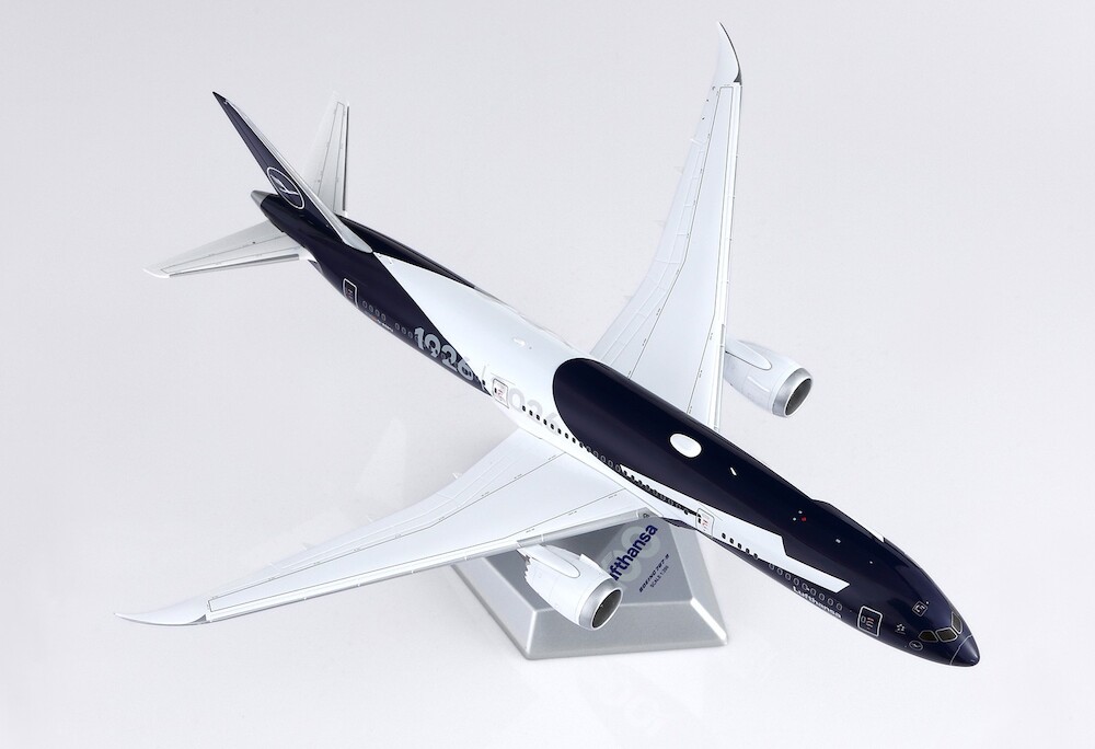 SQ Wings L2279 Boeing 787-9 Dreamliner Lufthansa 